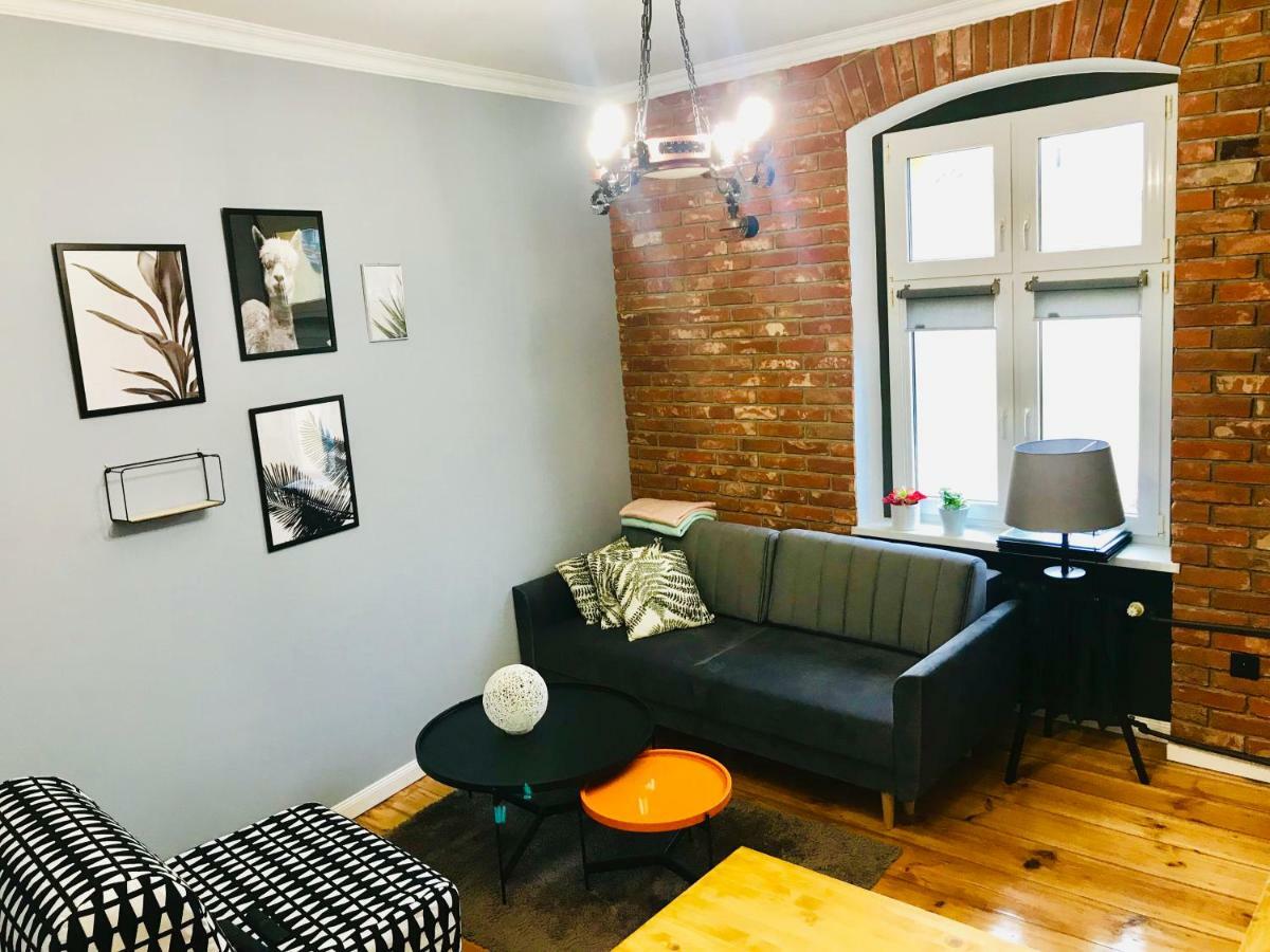 Apartament Odrzanka グリフィノ エクステリア 写真